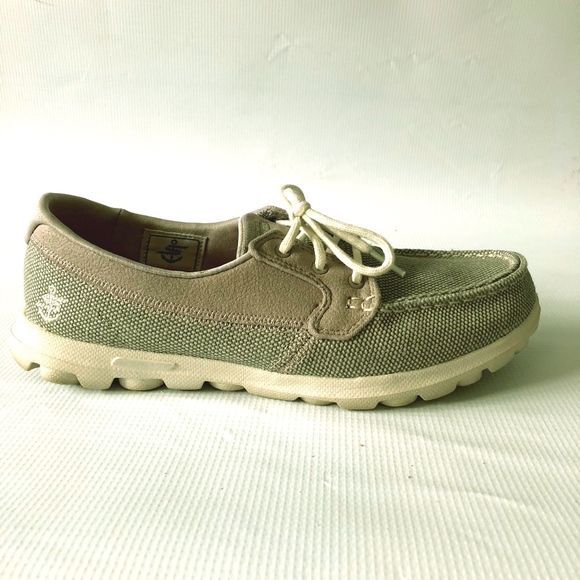 skechers goga mat boat shoes